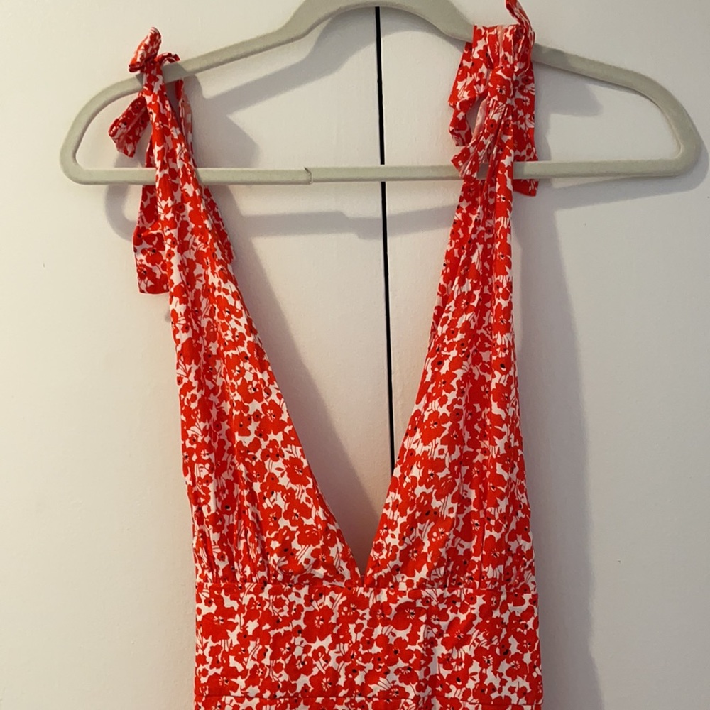 NEW - orange/red and white printed, plunge maxi dress - Picture 6 of 7